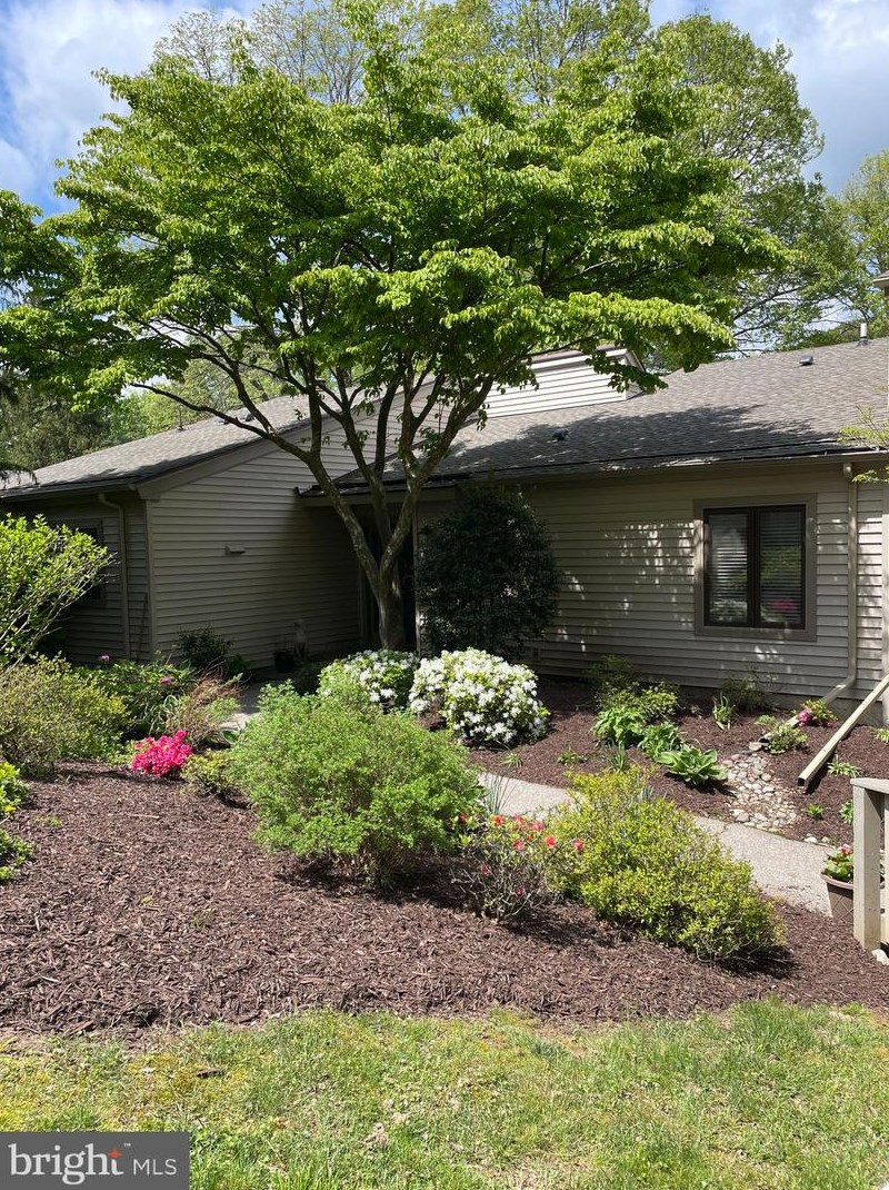 25 Chandler Dr, West Chester, PA 19380-6802