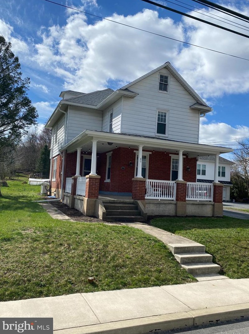 49 W Main St, Marsh, PA 19520