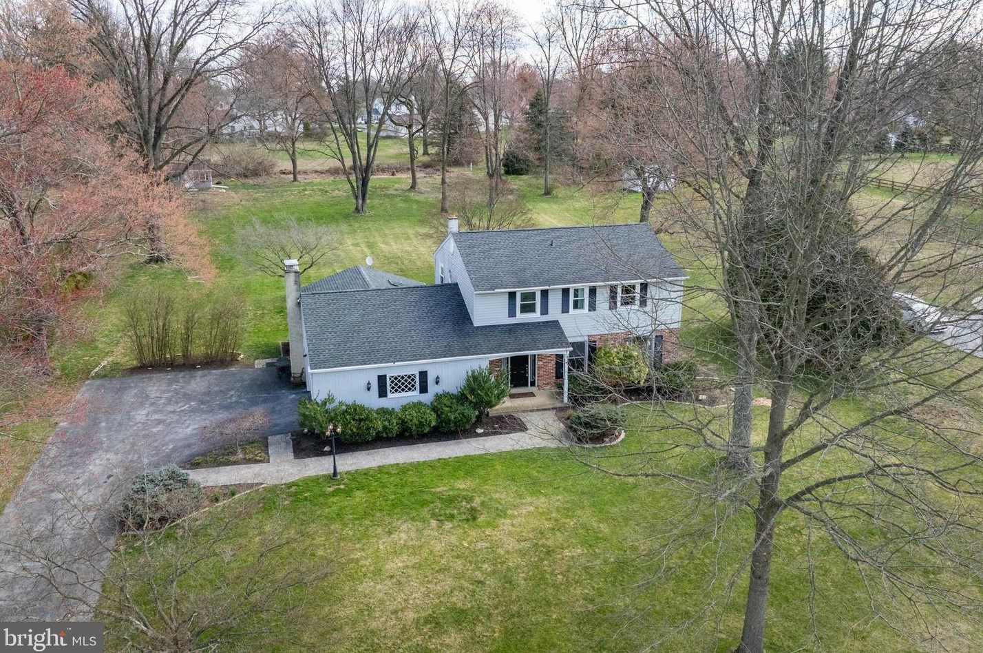 507 Edgewood Dr, Exton, PA 19341-1713