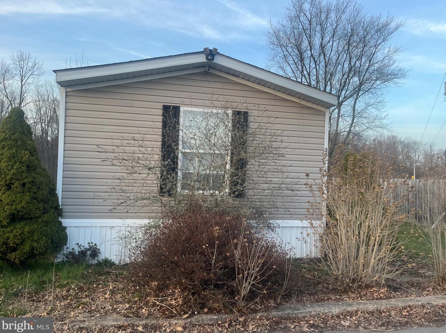 35 Patton Dr, Honey Brook, PA 19344-8613