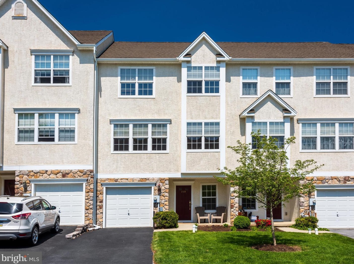 2729 Fynamore Ln, Downingtown, PA 19335-6028