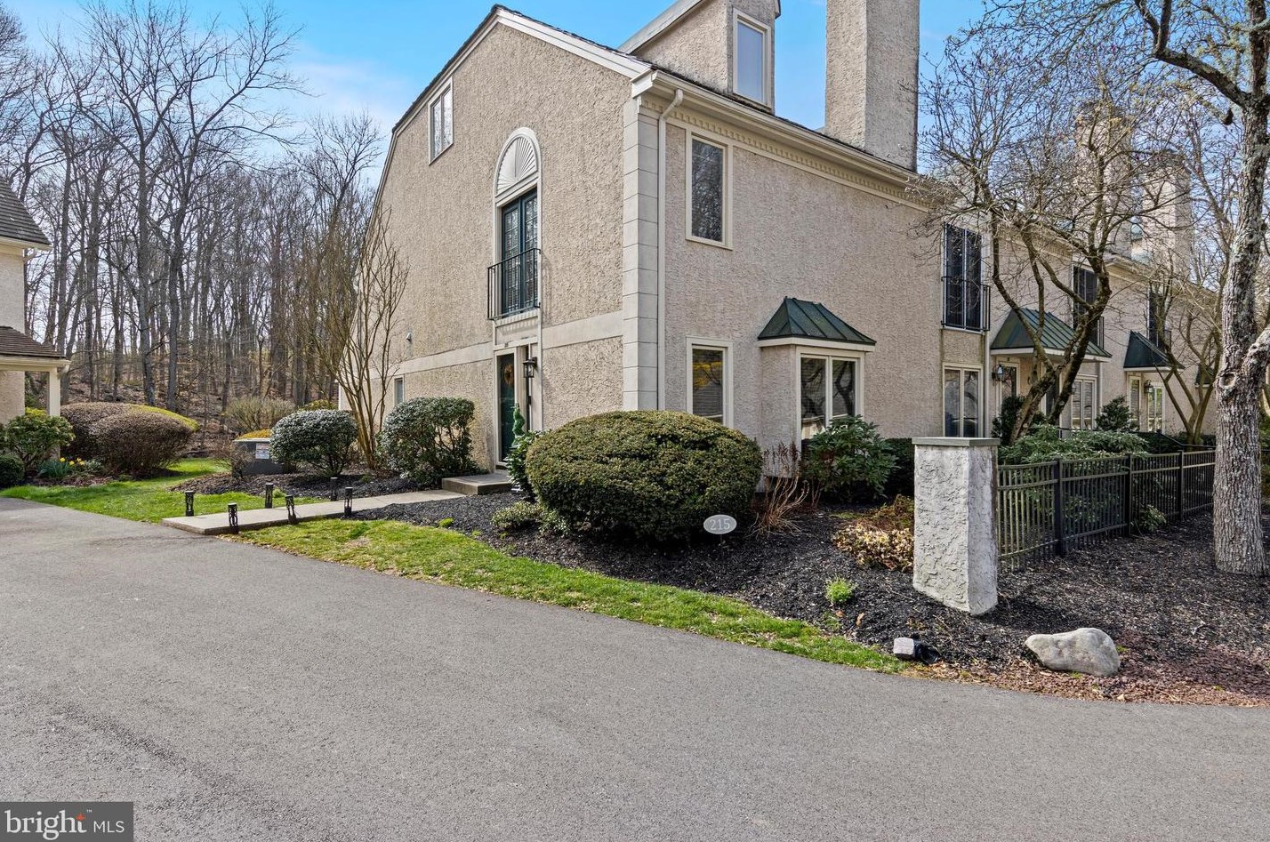 215 Dutts Ml, West Chester, PA 19382-7601
