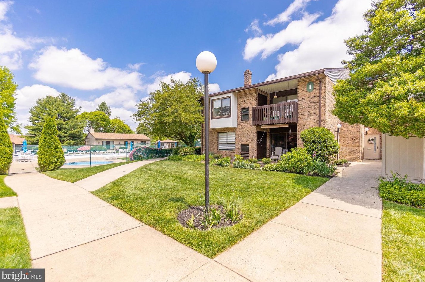 102 Raintree Ln, Frazer, PA 19355-2653
