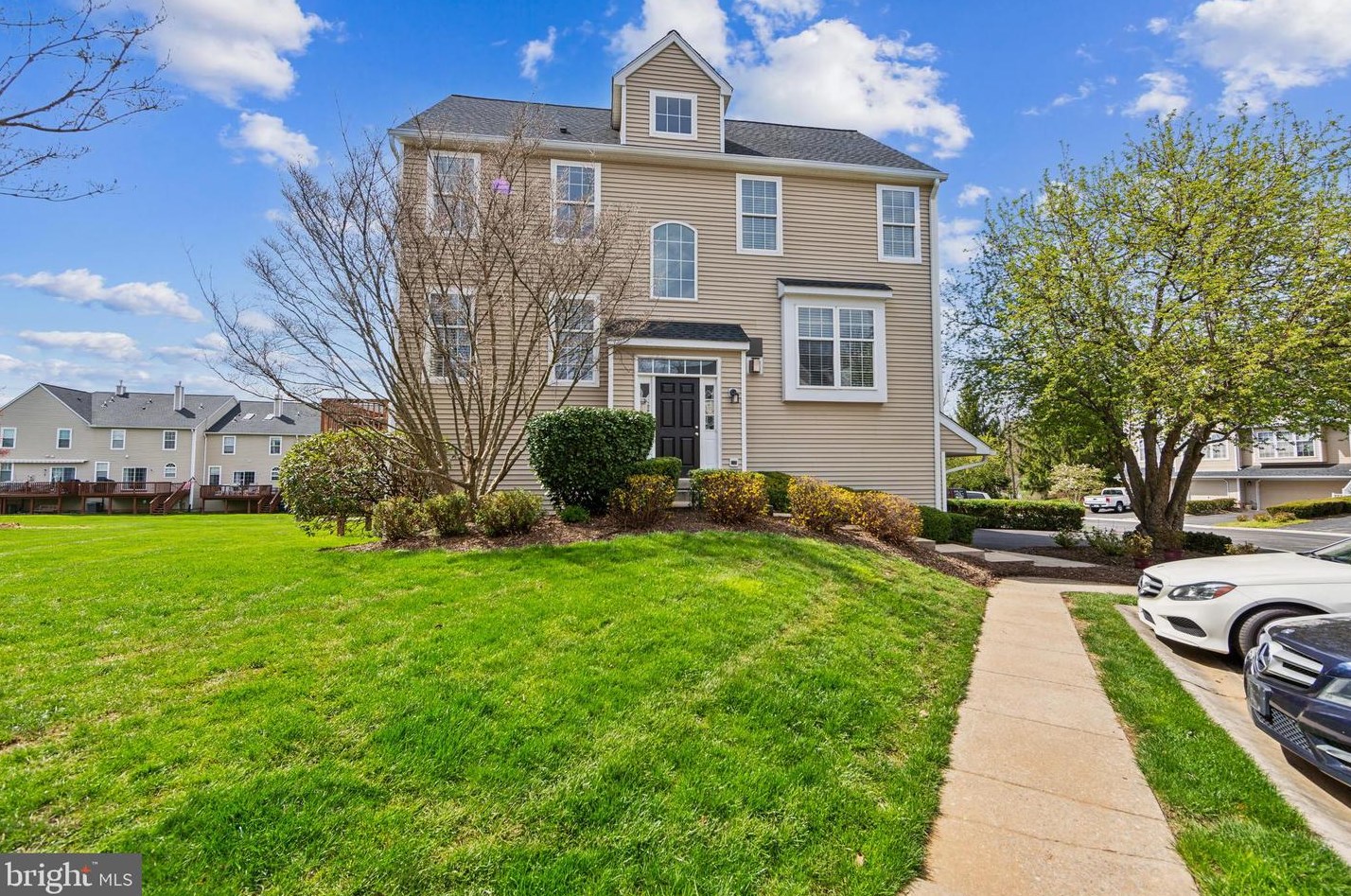 433 Lake George Cir, West Chester, PA 19382-2193