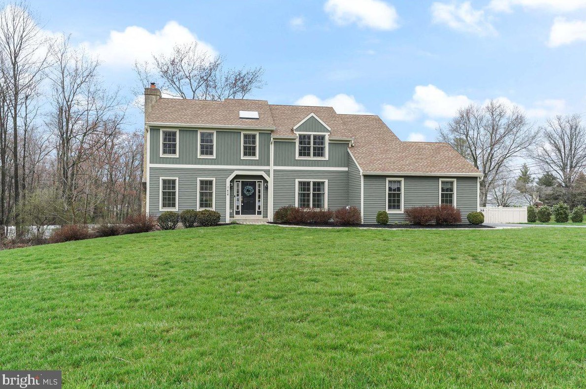 616 Whitford Rd, Exton, PA 19341-1780