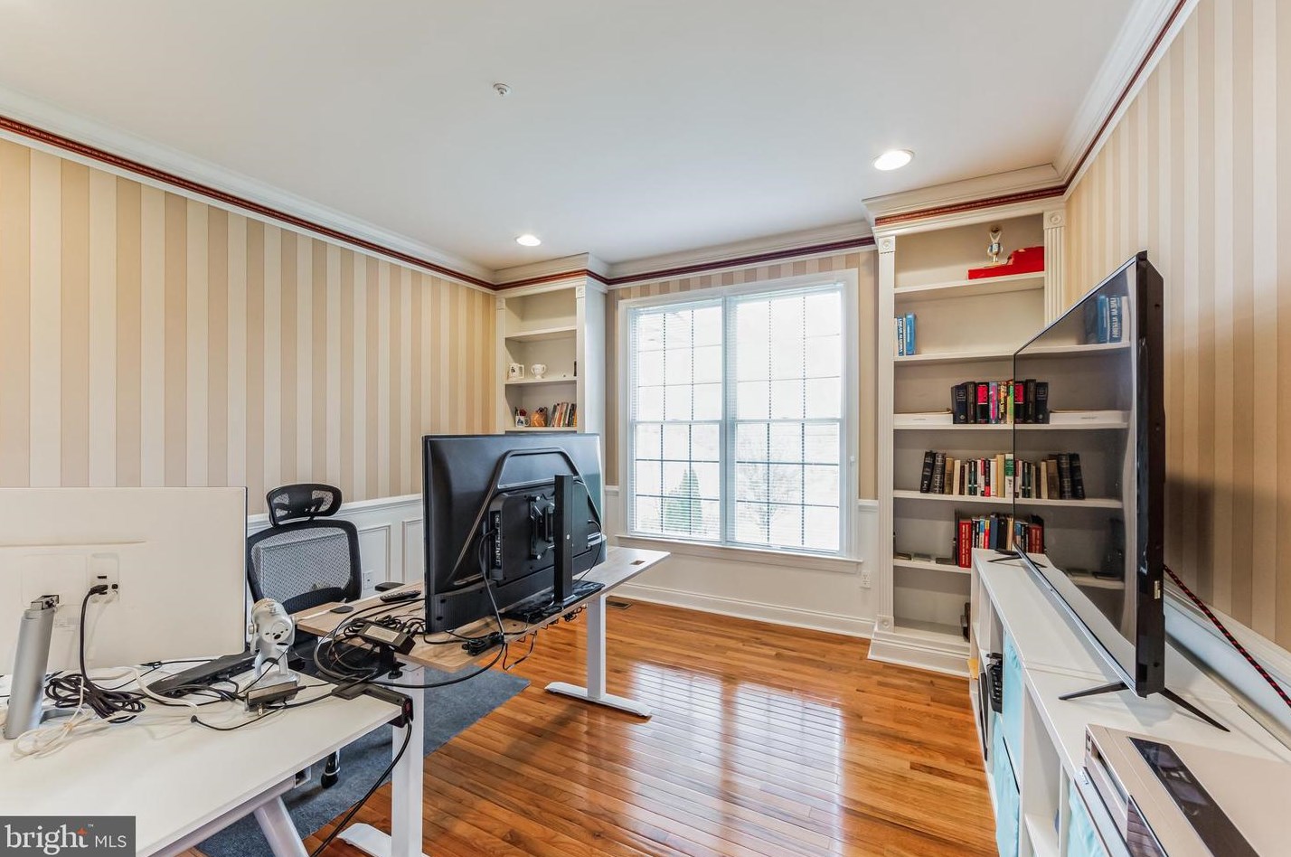 423 Bowen Dr, Exton PA  19341-2366 exterior
