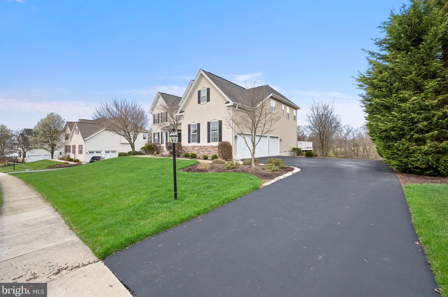 1316 Treeline Dr, Romansville, PA 19320