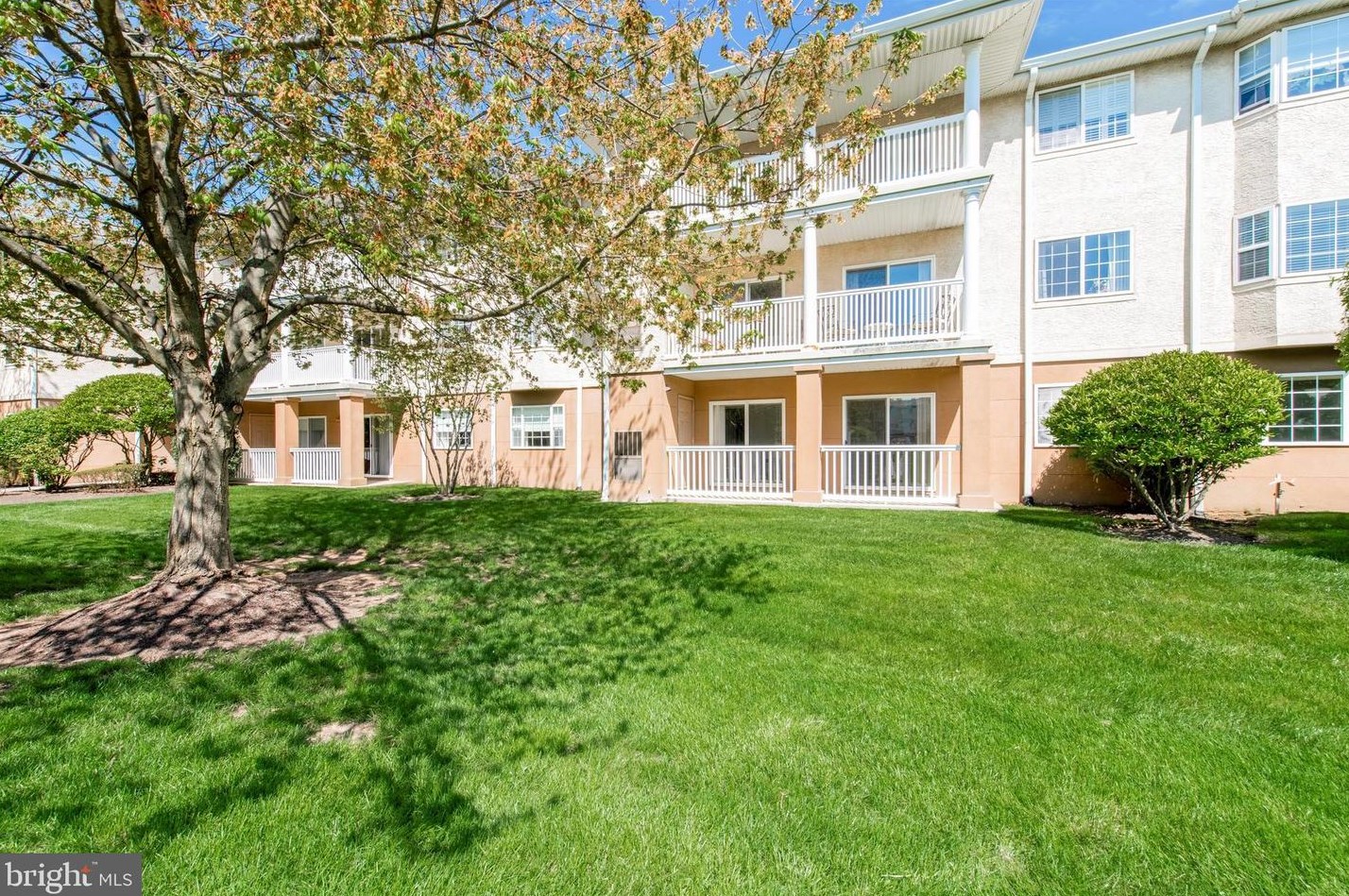 208 Paoli Pointe Dr, Paoli, PA 19301-1379