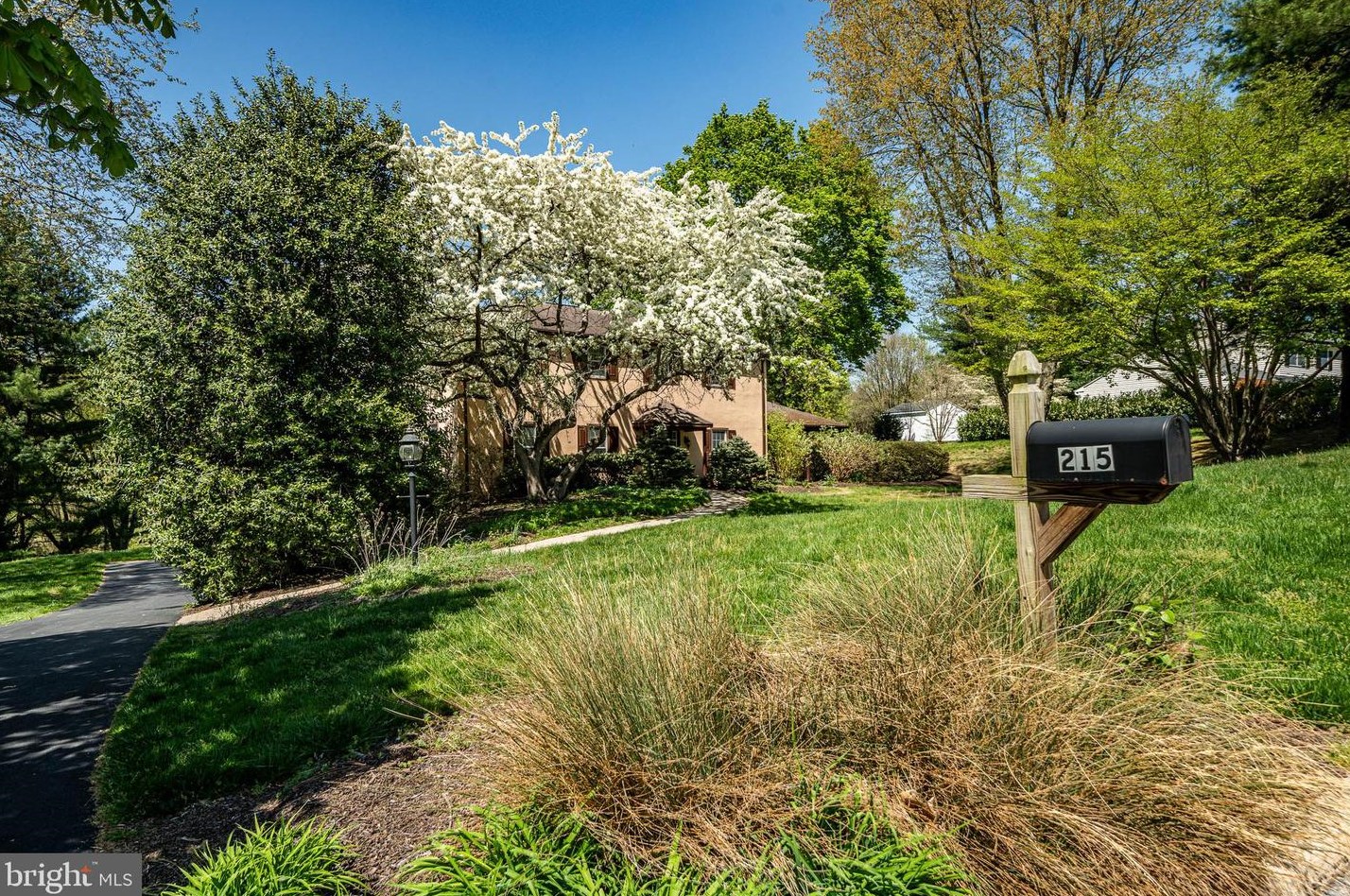 215 Chrislena Ln, West Chester, PA 19380-4151