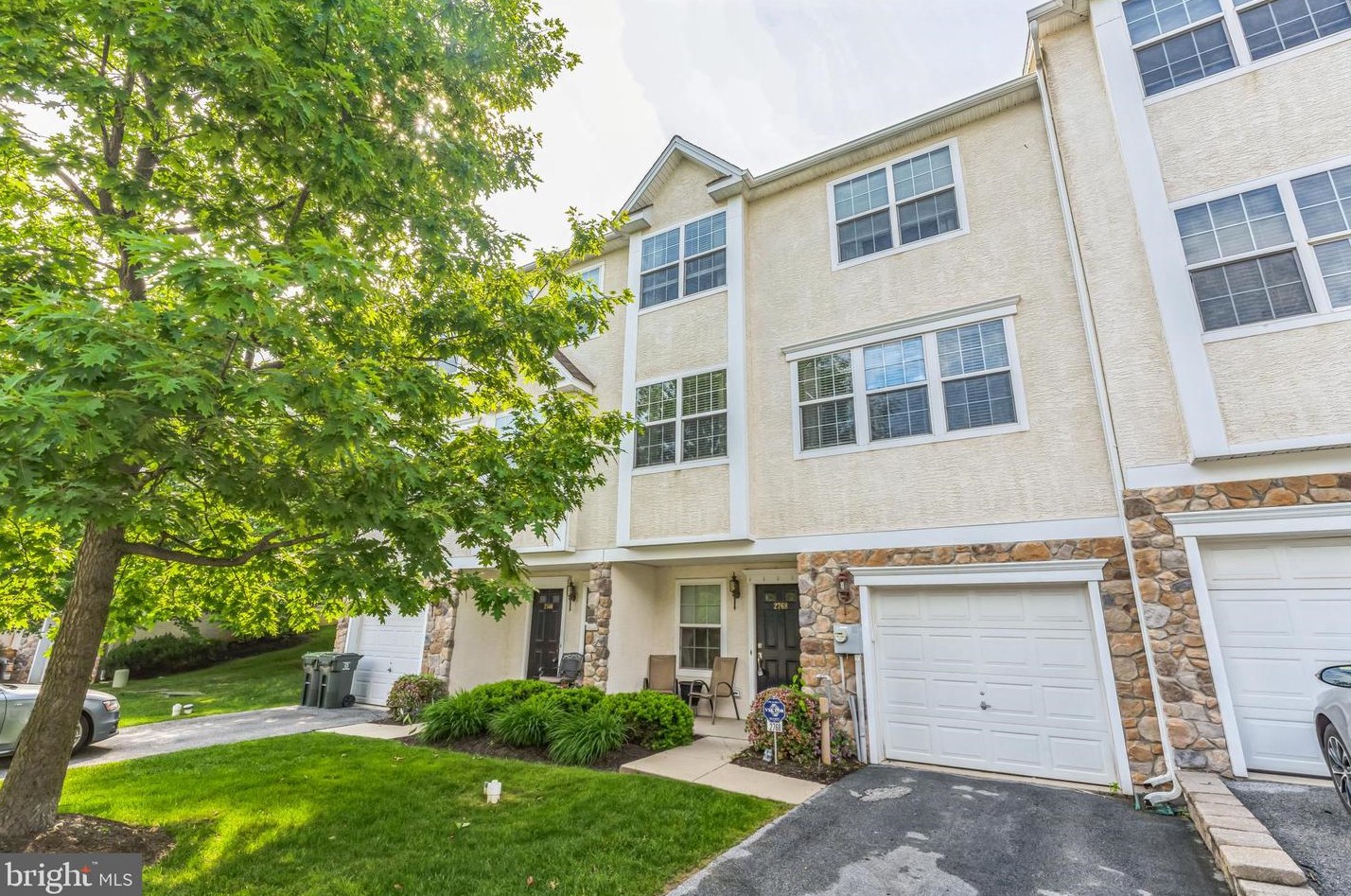 2768 Fynamore Ln, Downingtown, PA 19335-6027