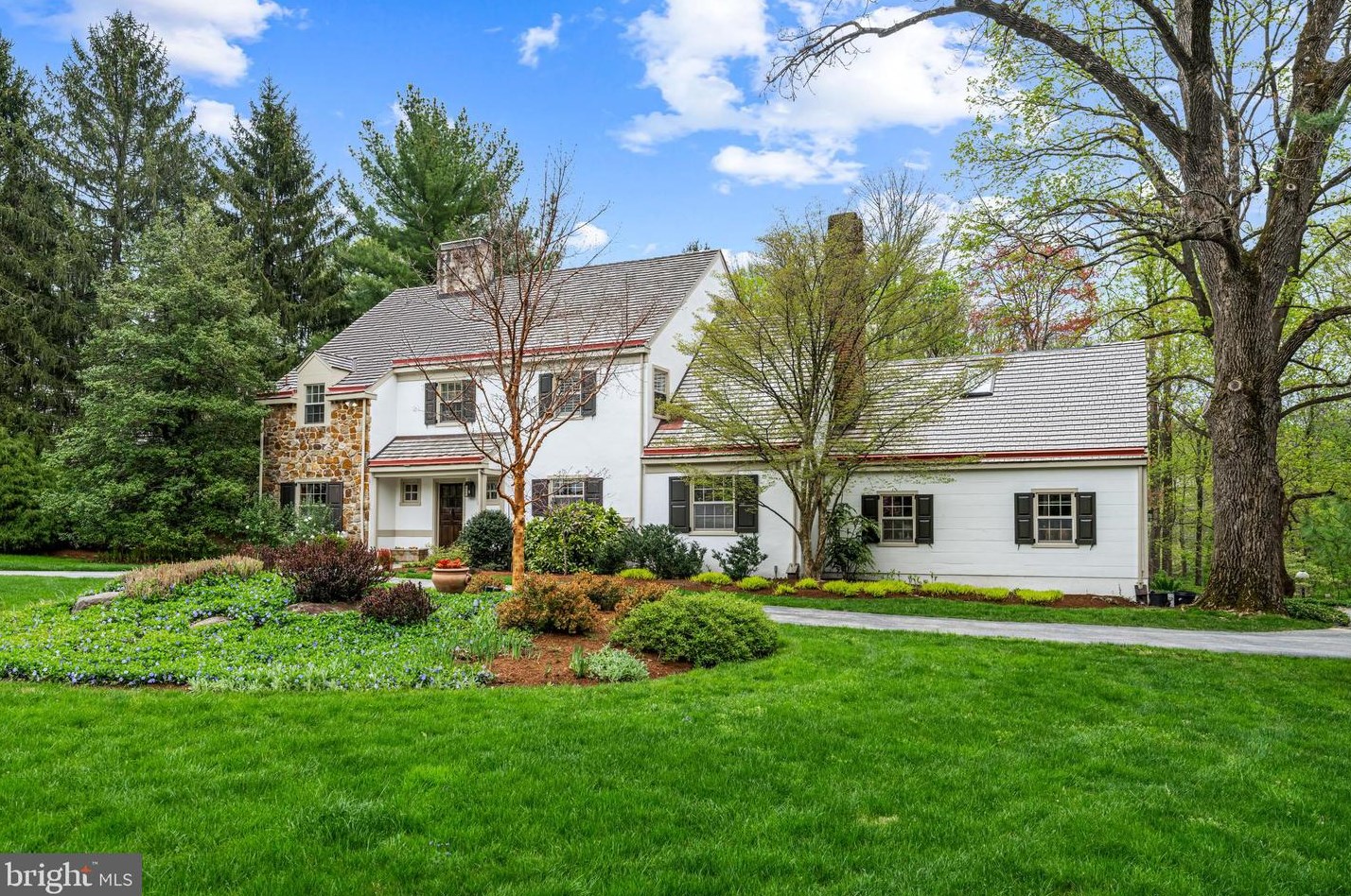 362 Pond View Rd, Devon, PA 19333