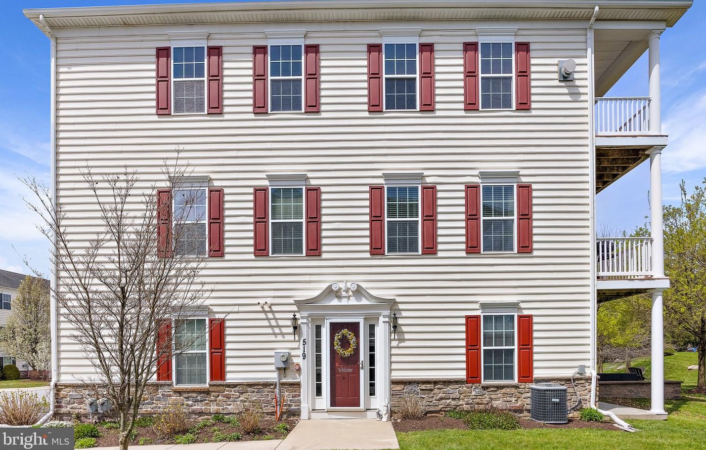 519 Tifton Ln, Romansville, PA 19320