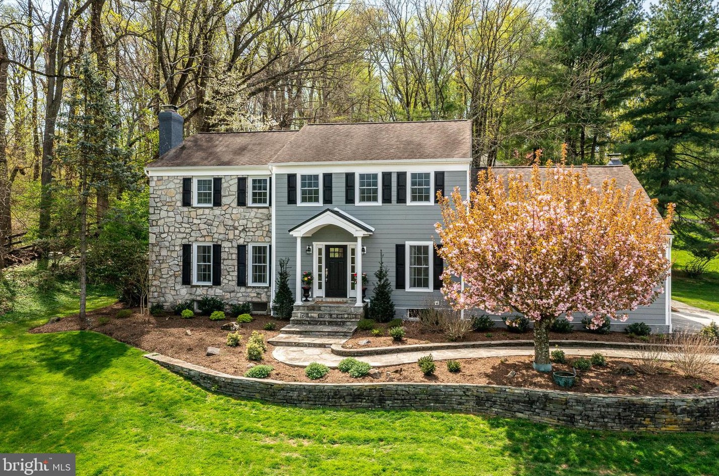 41 Dickson Dr, Frazer, PA 19355
