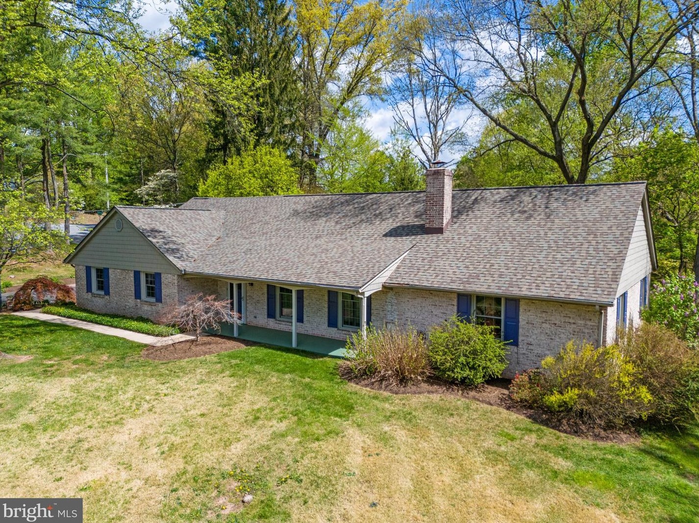 1414 Laurelwood Rd, Pottstown, PA 19465-7462