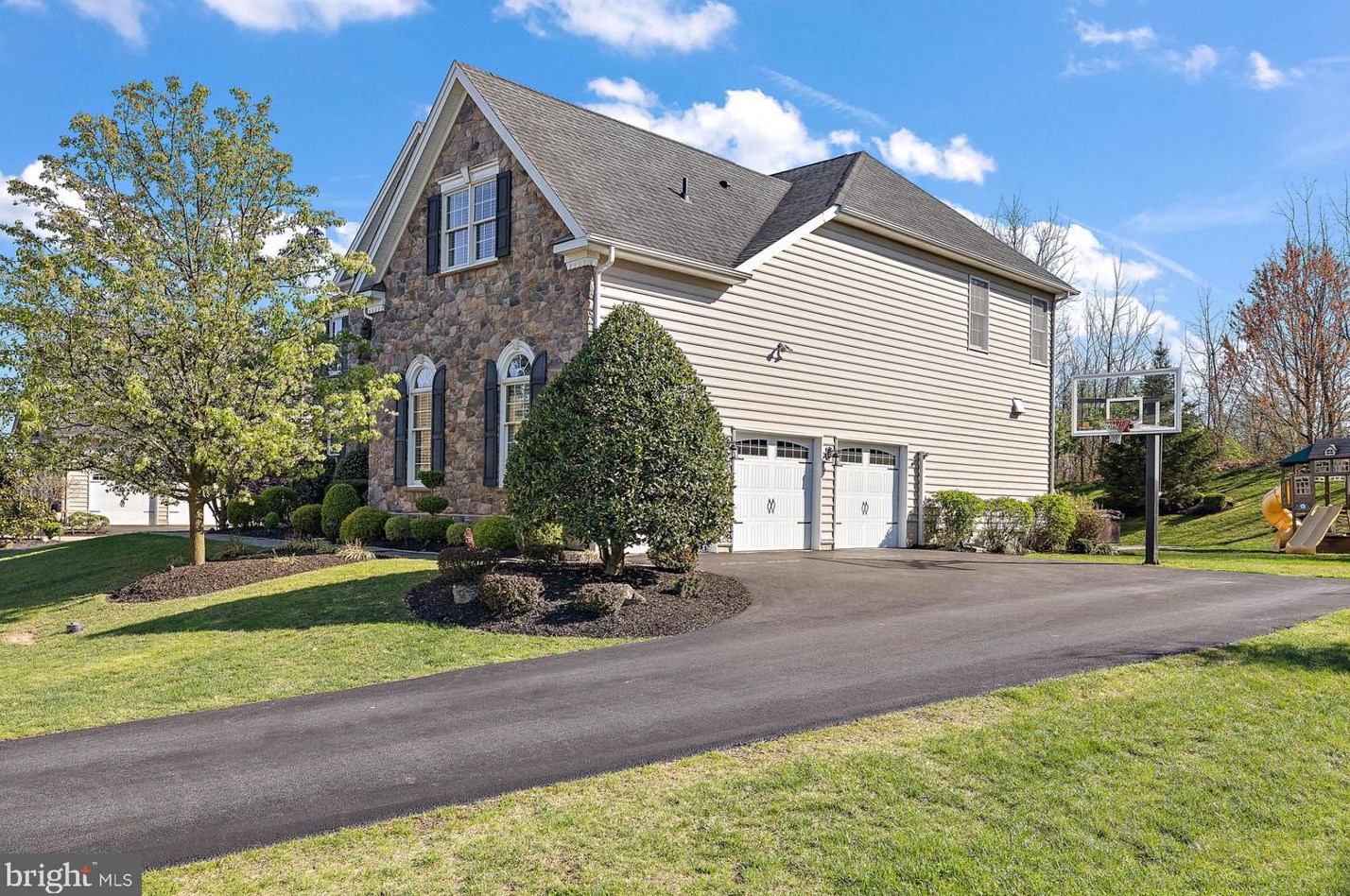 4004 Trillium Way, Chester Springs, PA 19425