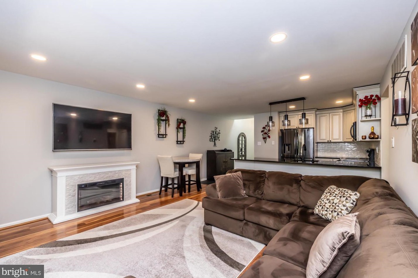504 Worington Dr, West Chester, PA 19382