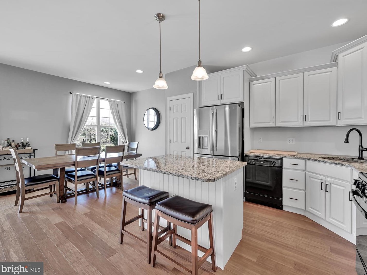 114 Lukens Mill Dr, Romansville PA  19320-3968 exterior