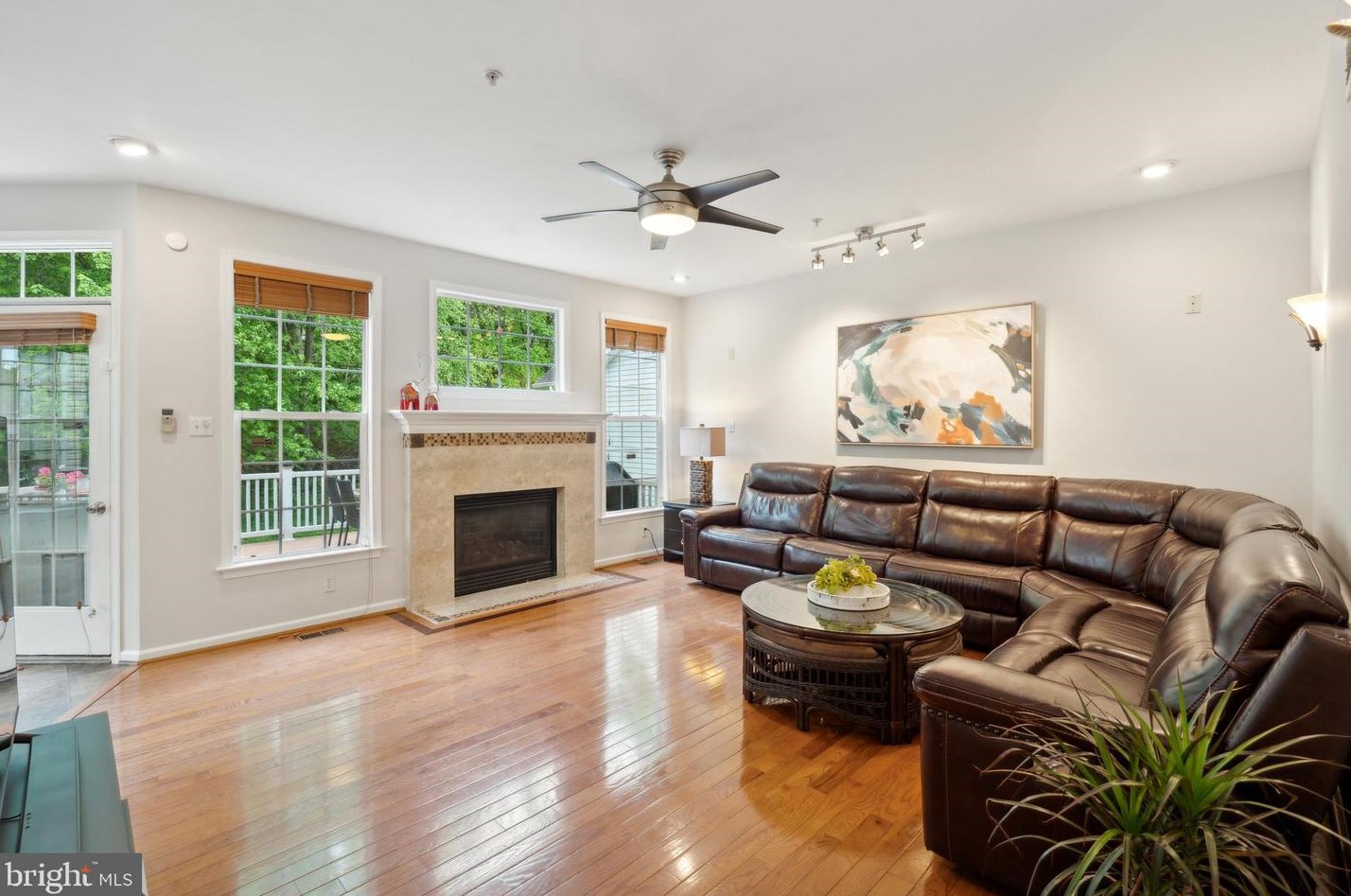 220 Snowberry Way, West Chester, PA 19380-7302
