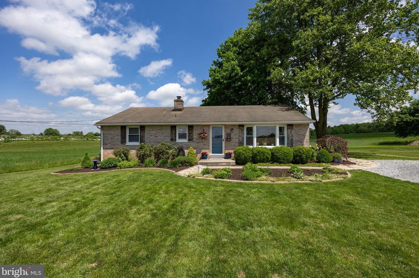 682 Sadsbury Rd, Parkesburg, PA 19365-9163