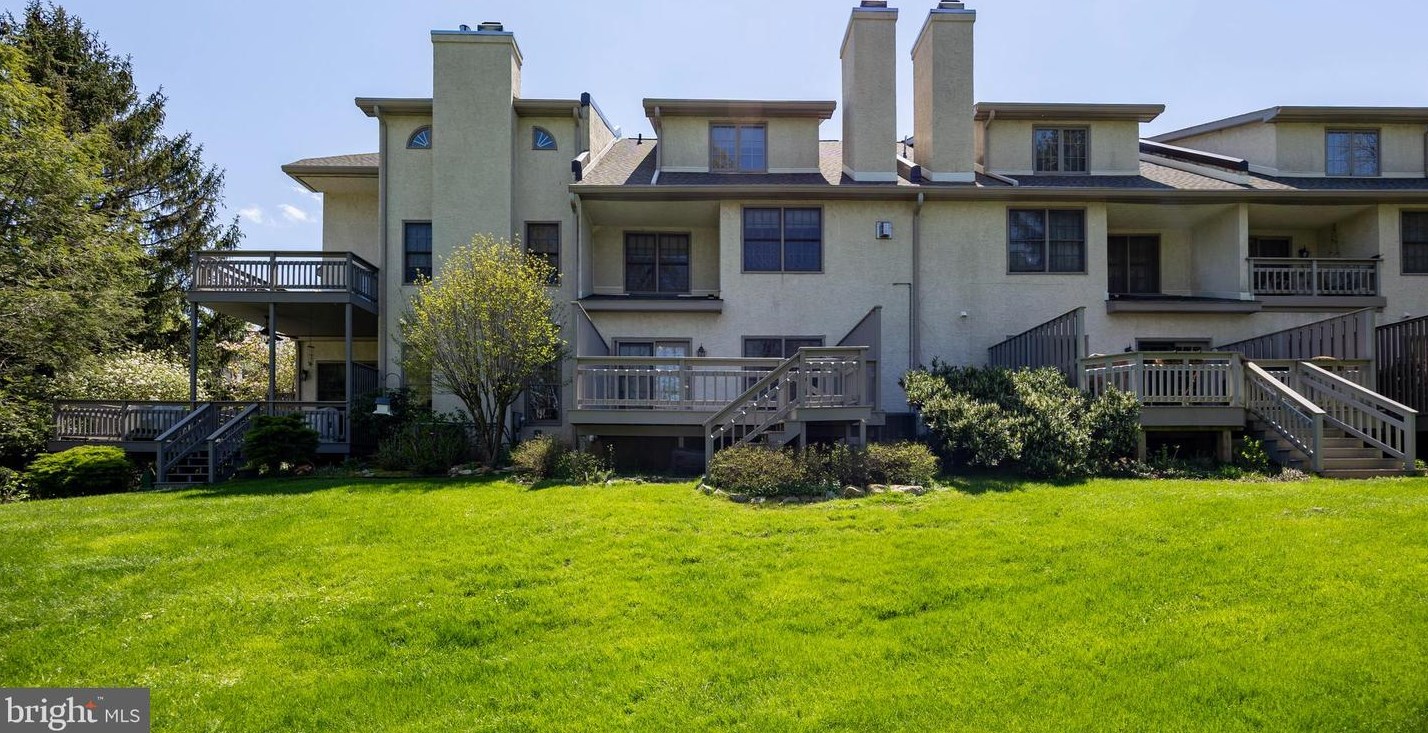 224 Cambridge Chase, Exton PA  19341-3139 exterior