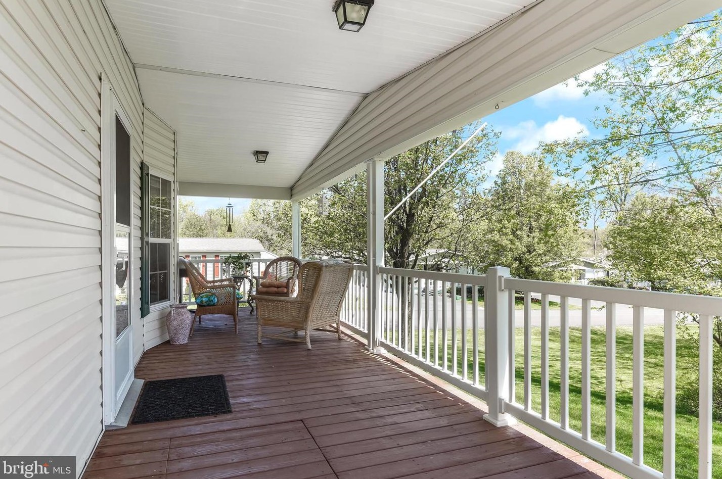 200 Brookview Ave, Romansville PA  19320-1089 exterior