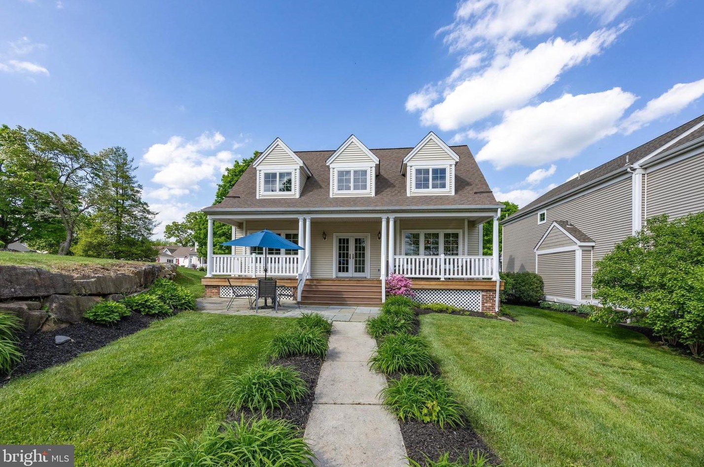 605 Cricket Ln, Downingtown, PA 19335-4834