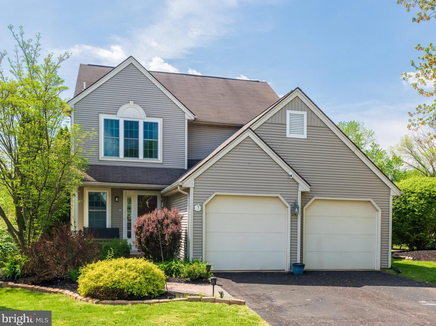 24 Blue Heron Ln, Downingtown, PA 19335