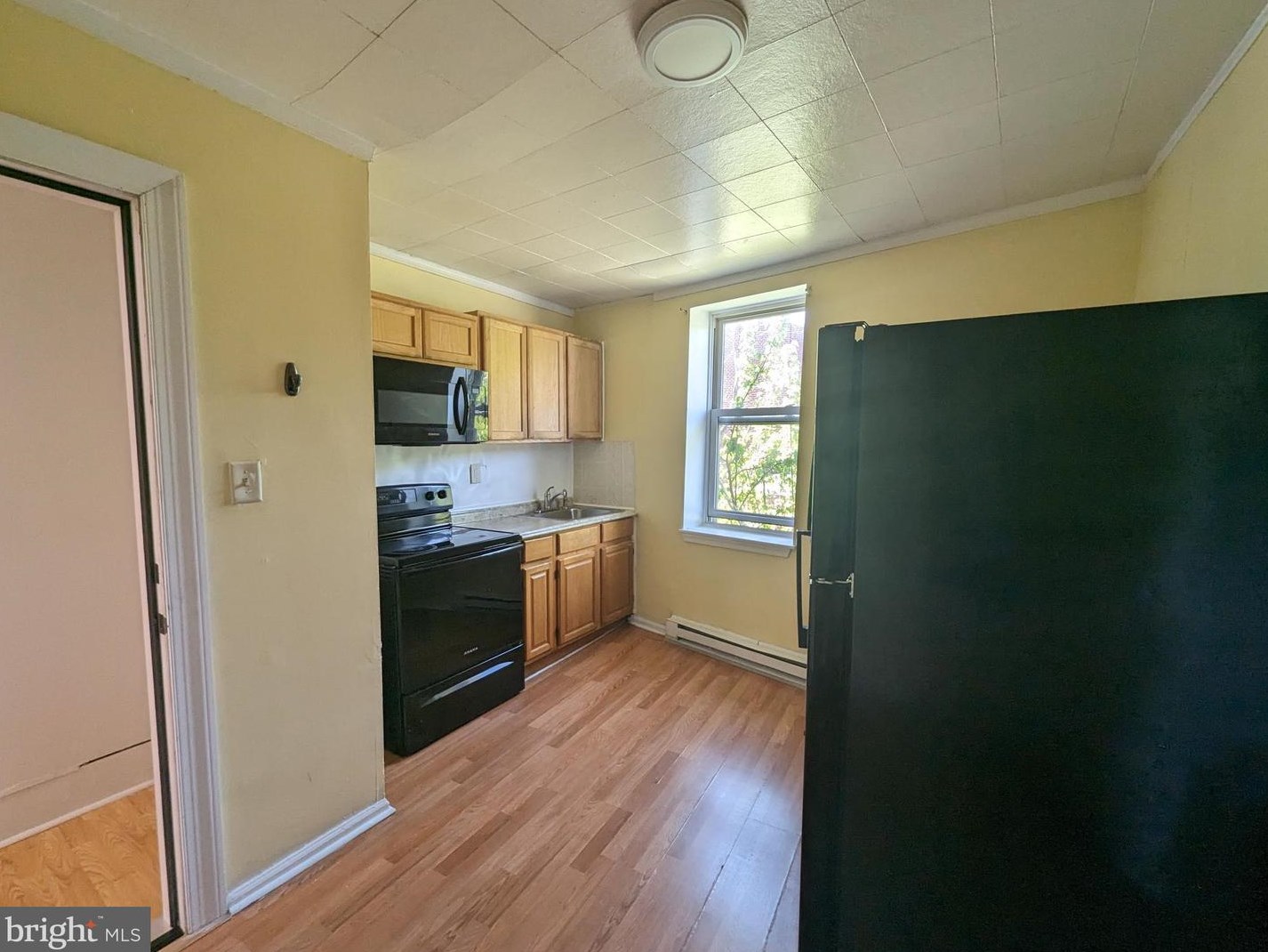 8 S 4th St #6, Oxford, PA 19363