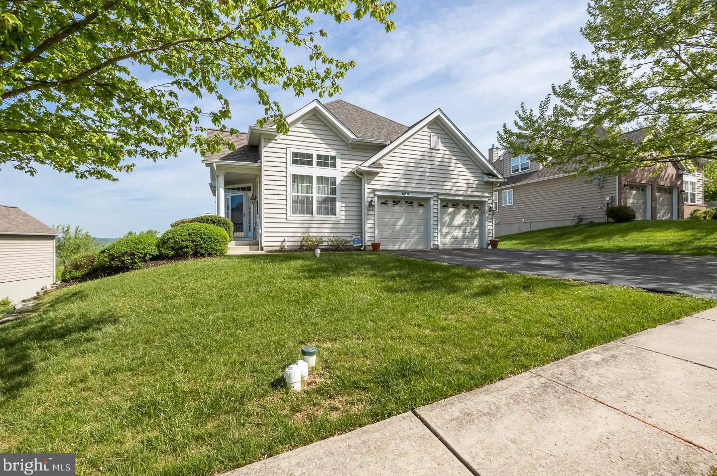 509 Gilmer Rd, Romansville, PA 19320-2065