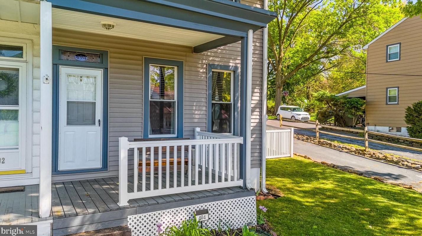 494 Hanover St, Pottstown, PA 19464-5328