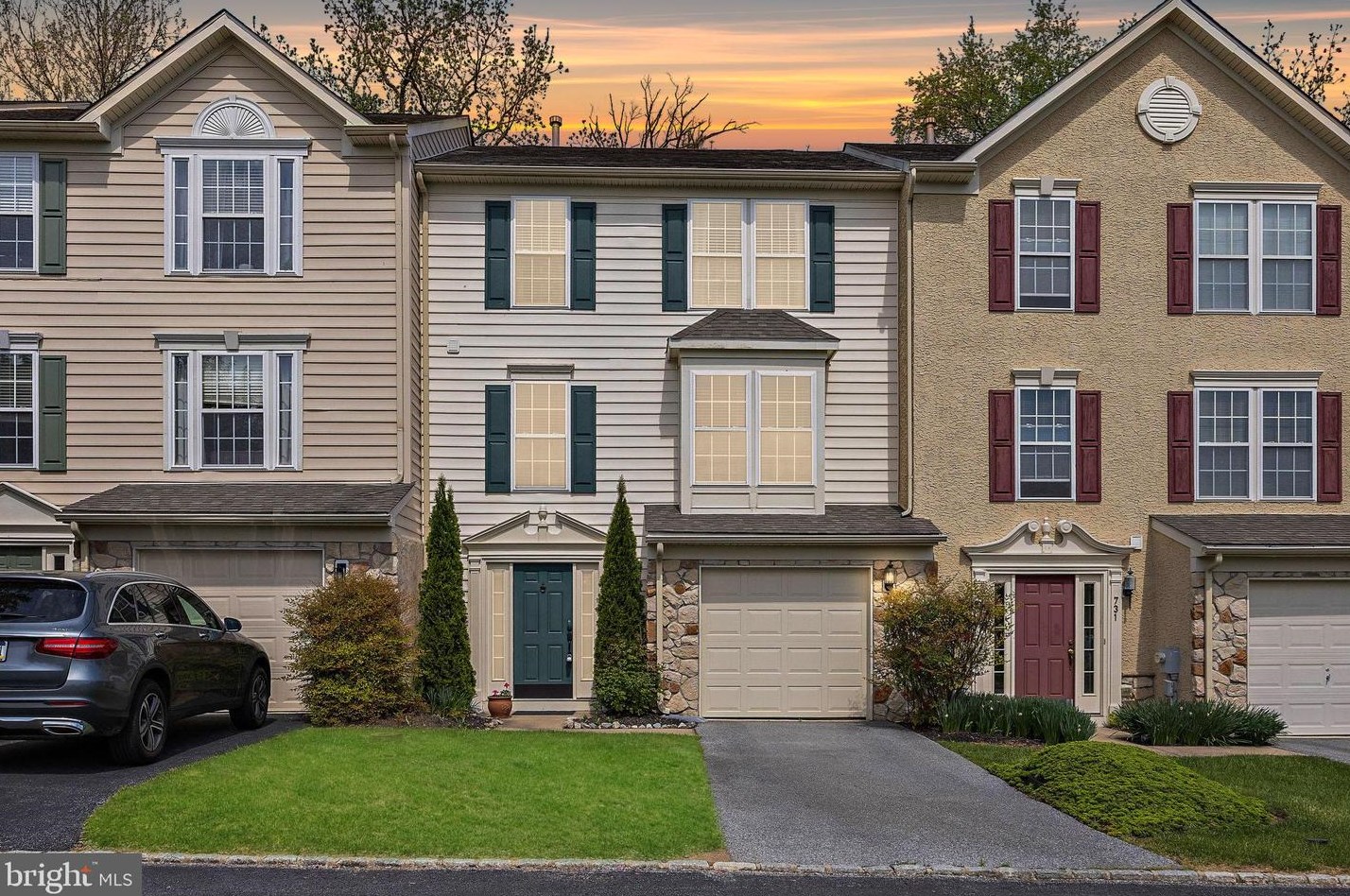730 Mccardle Dr, West Chester, PA 19380-1960