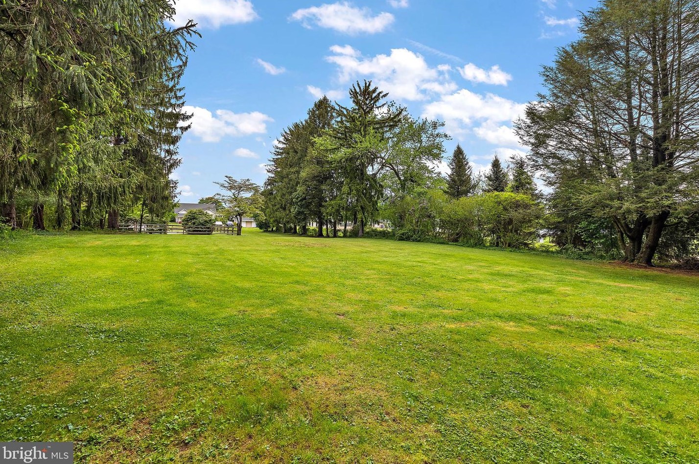 1230 Paoli Pike, West Chester PA  19380-4663 exterior
