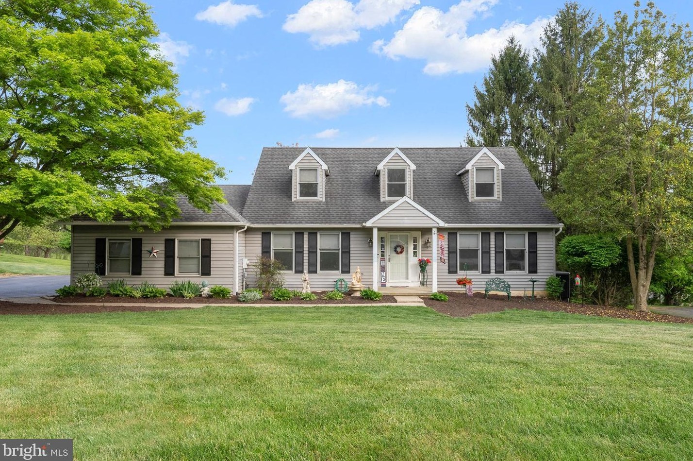104 Noble Dr, Downingtown, PA 19335-4400