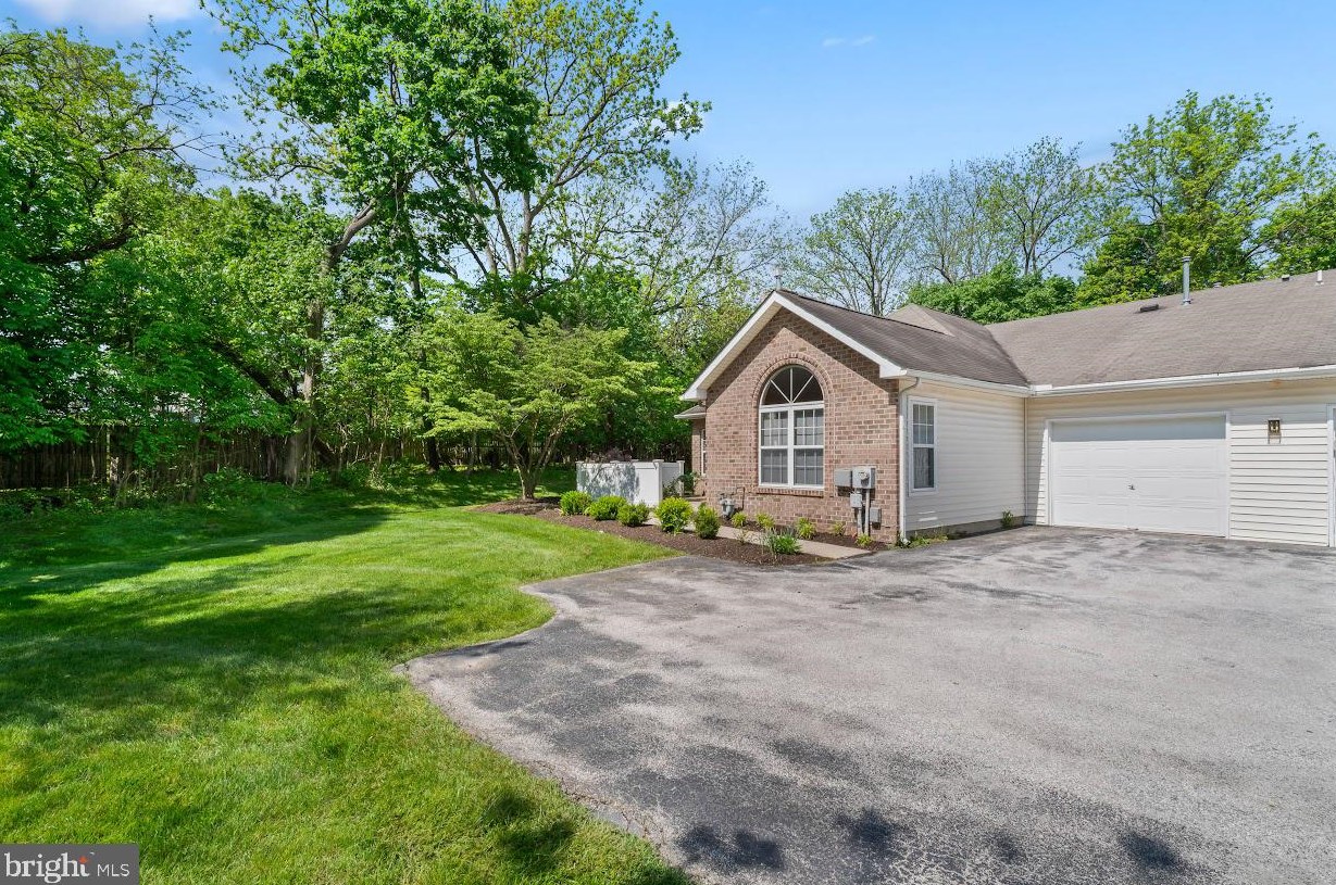 206 Mill Bridge Ln #10c, Phoenixville, PA 19460