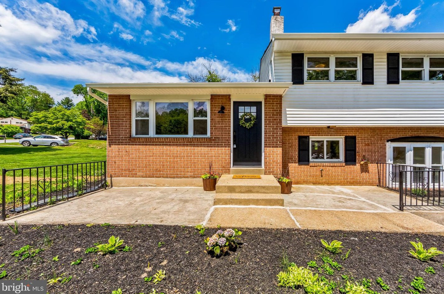 615 Southern Dr, West Chester, PA 19380