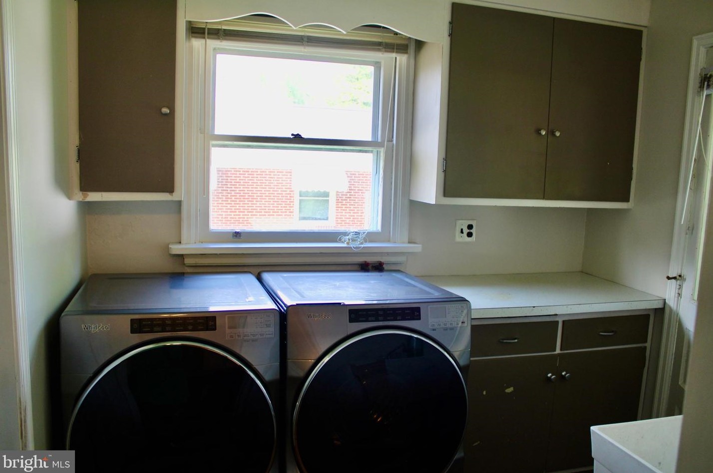 543 Rdg Ave, Steelville PA  19310-9400 exterior