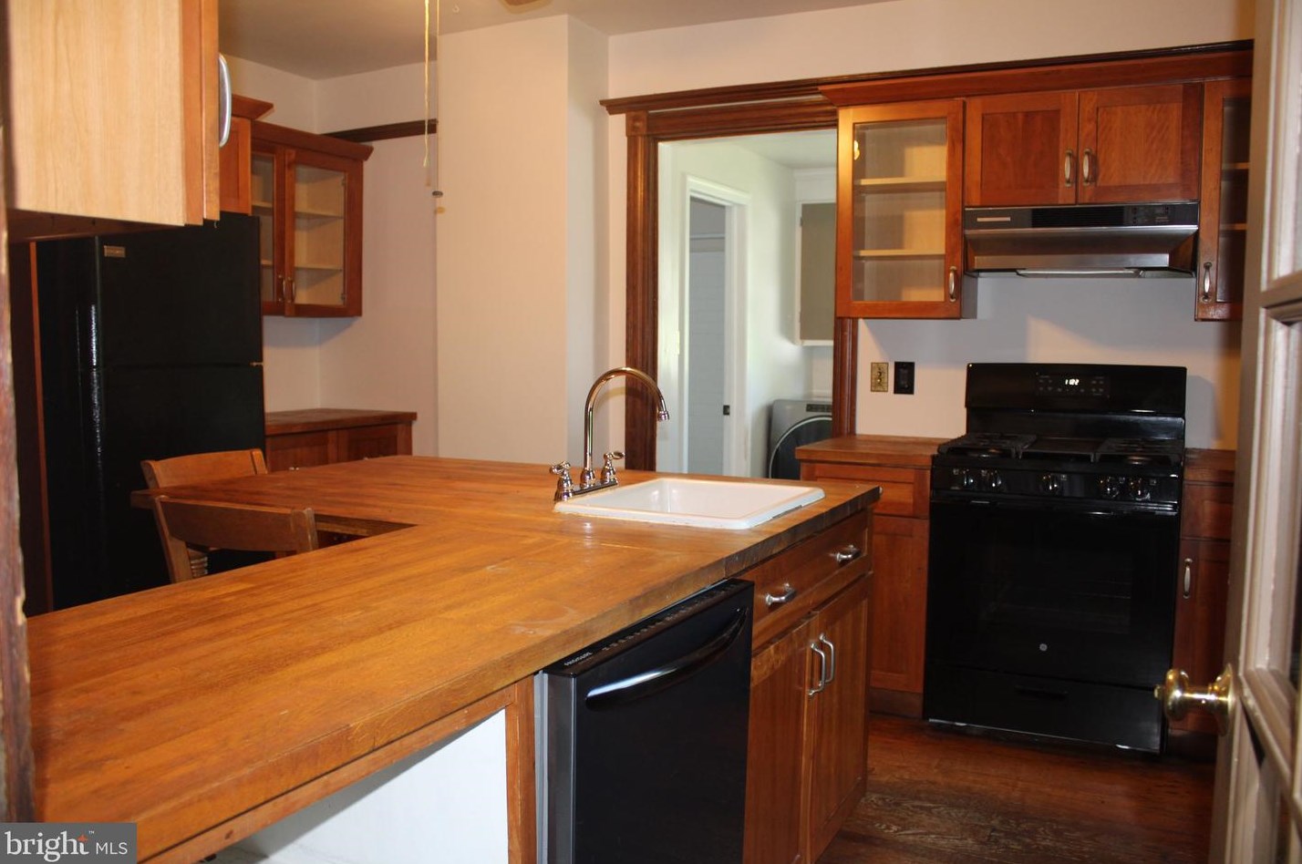 543 Rdg Ave, Steelville PA  19310-9400 exterior