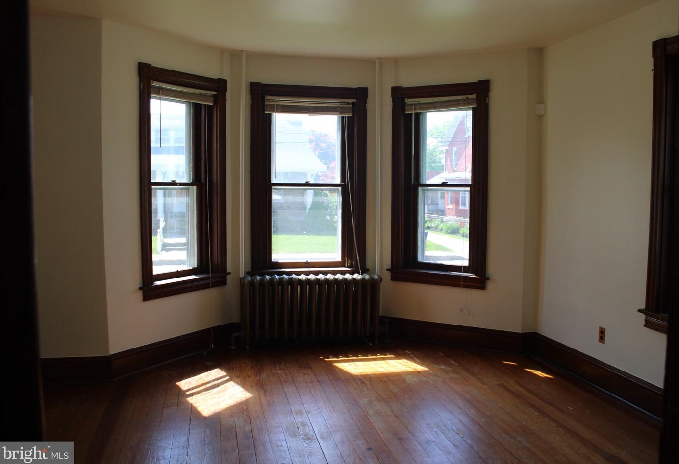 543 Rdg Ave, Steelville PA  19310-9400 exterior