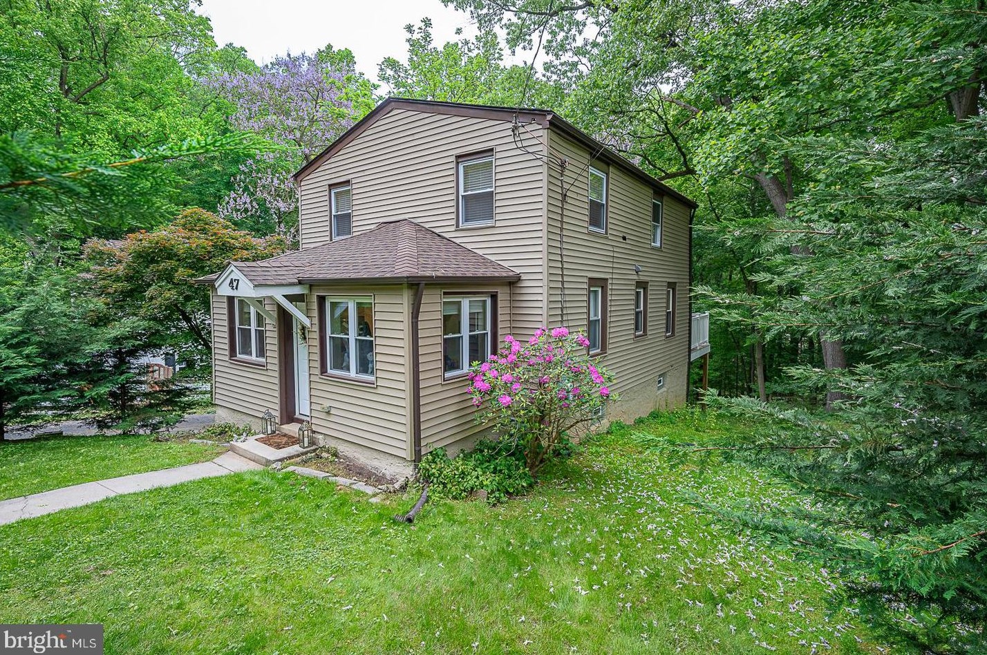 47 Summit Ave, Paoli, PA 19301