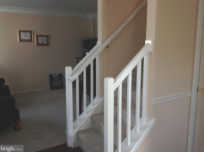 233 Flagstone Rd, Chester Springs, PA 19425-3828