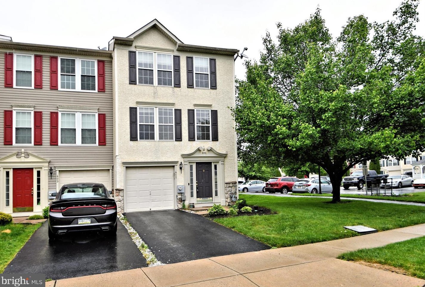 411 Broad Meadow Dr, Parkesburg, PA 19365