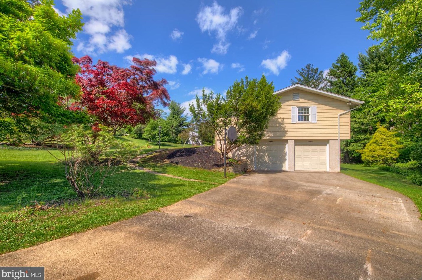 291 Friendship Dr, Paoli, PA 19301