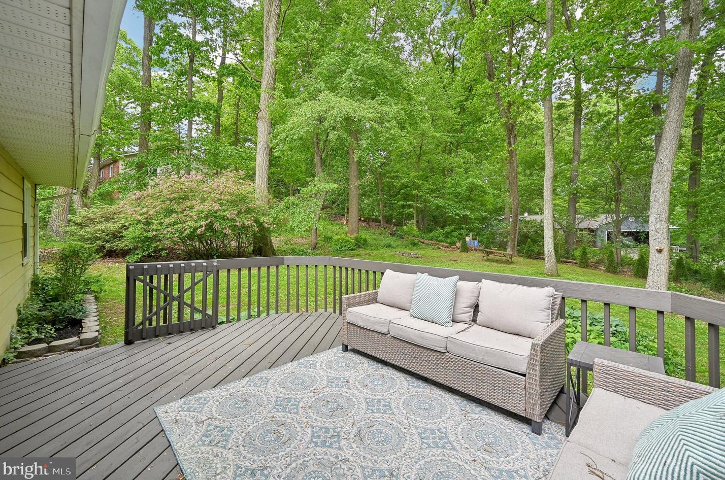 1442 Federal Dr, Downingtown PA  19335-3636 exterior