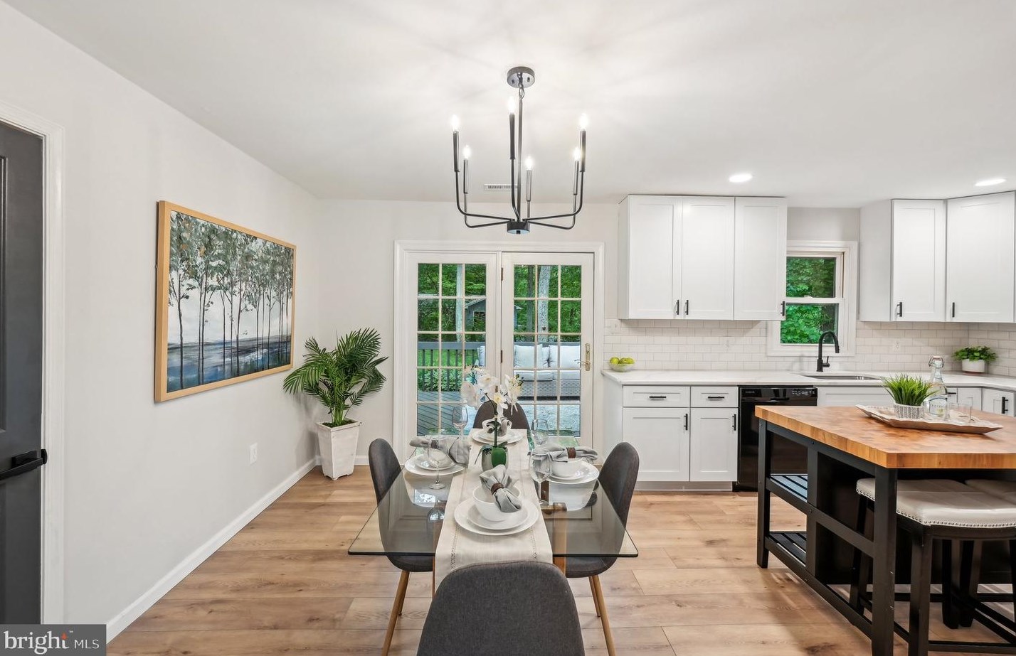 1442 Federal Dr, Downingtown PA  19335-3636 exterior