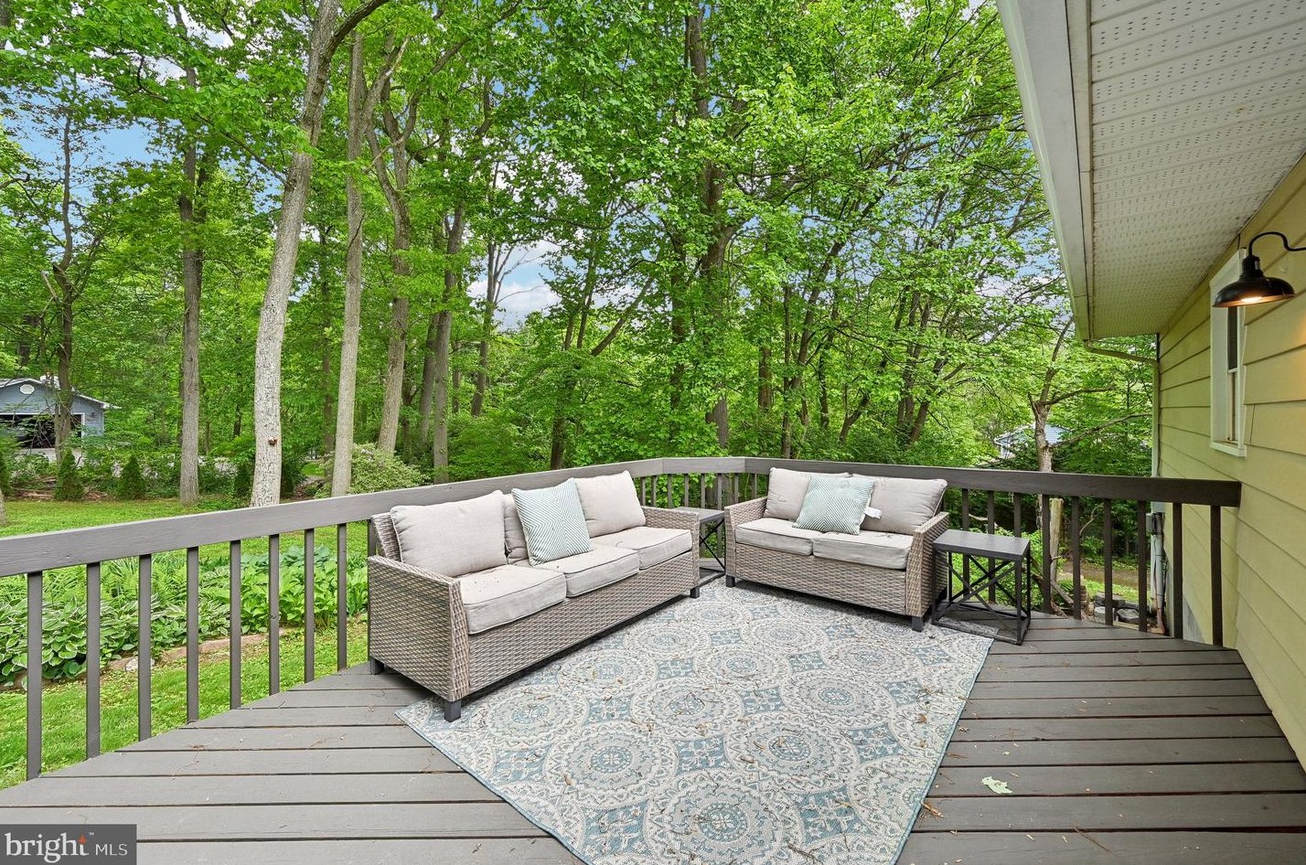 1442 Federal Dr, Downingtown PA  19335-3636 exterior
