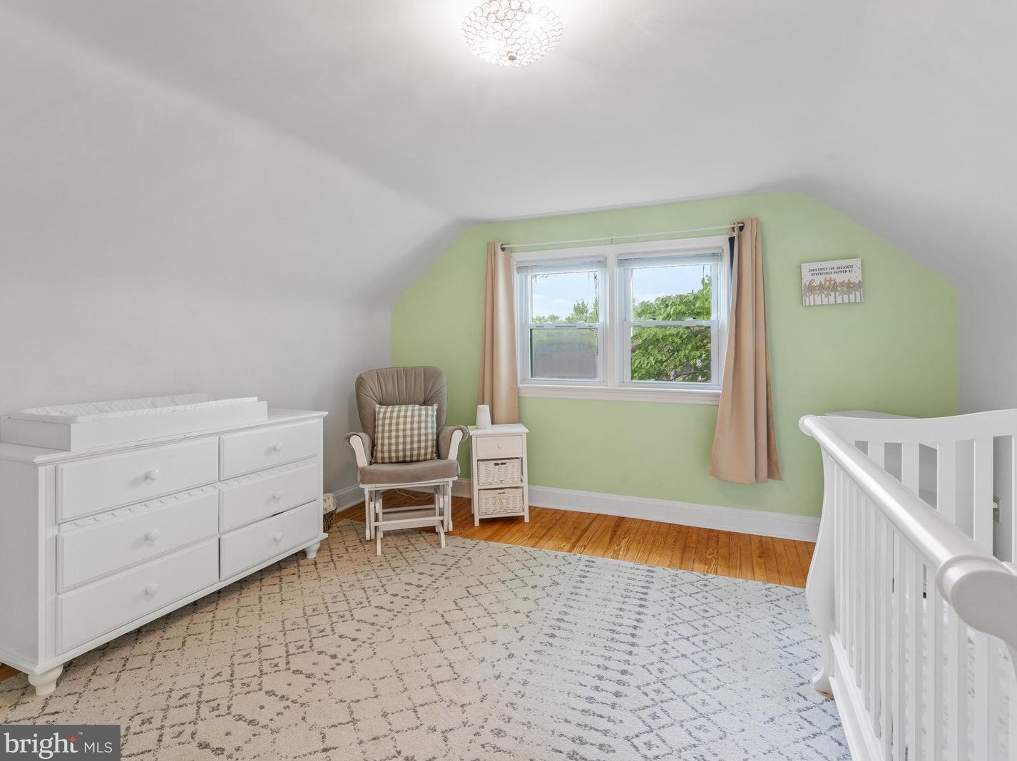 1016 Faustina Dr, West Chester PA 19382-5209 exterior