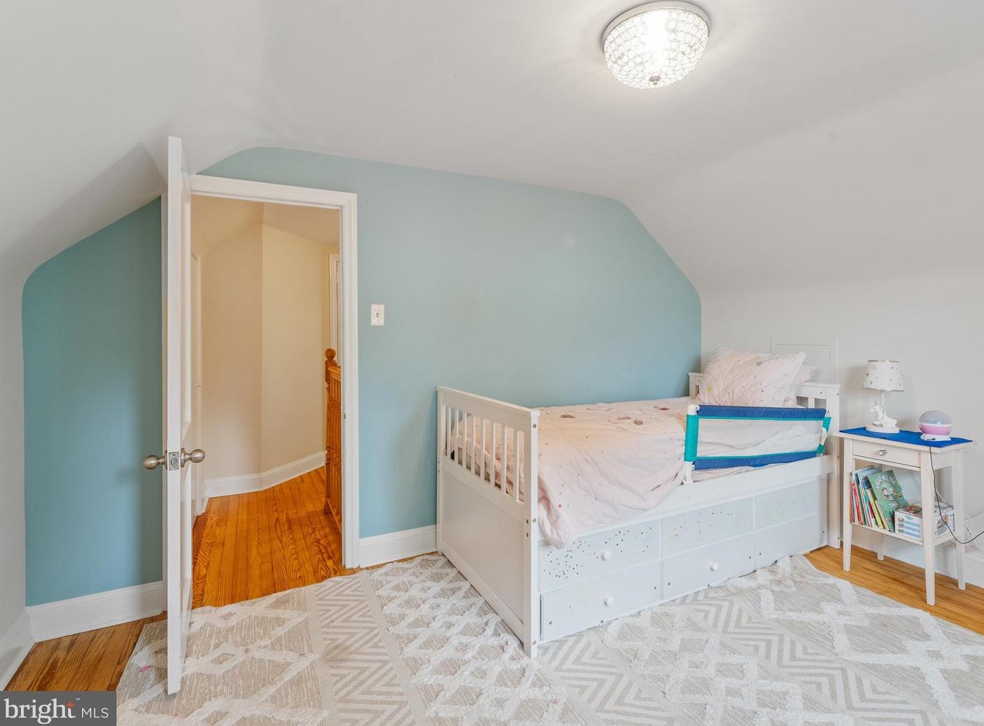 1016 Faustina Dr, West Chester PA 19382-5209 exterior