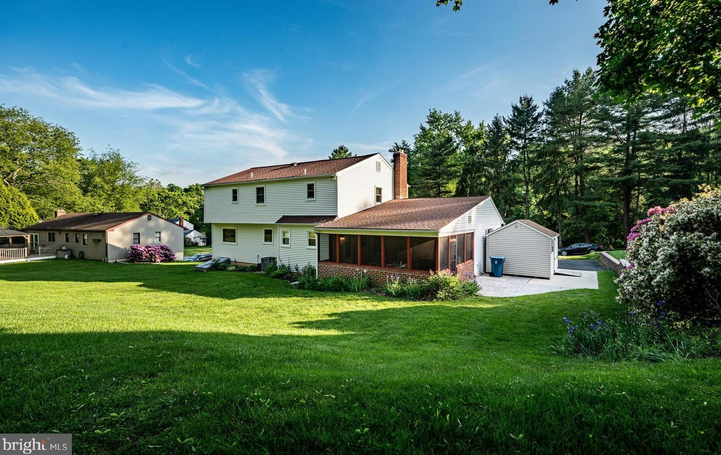 881 Bobolink Ln, West Chester, PA 19382-5555