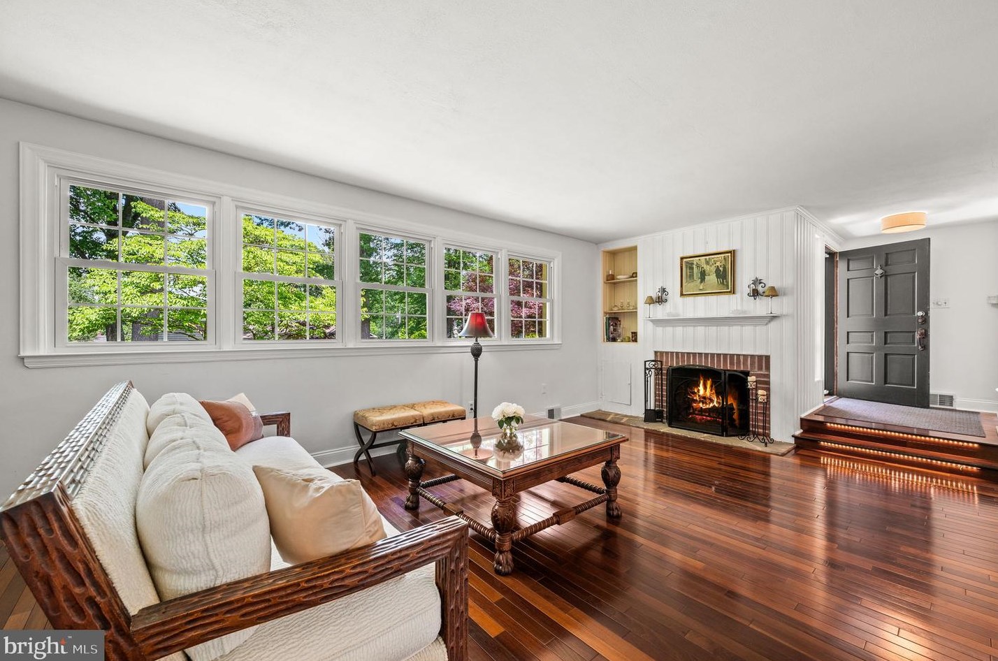 456 Red Fox Rd, Wayne, PA 19087