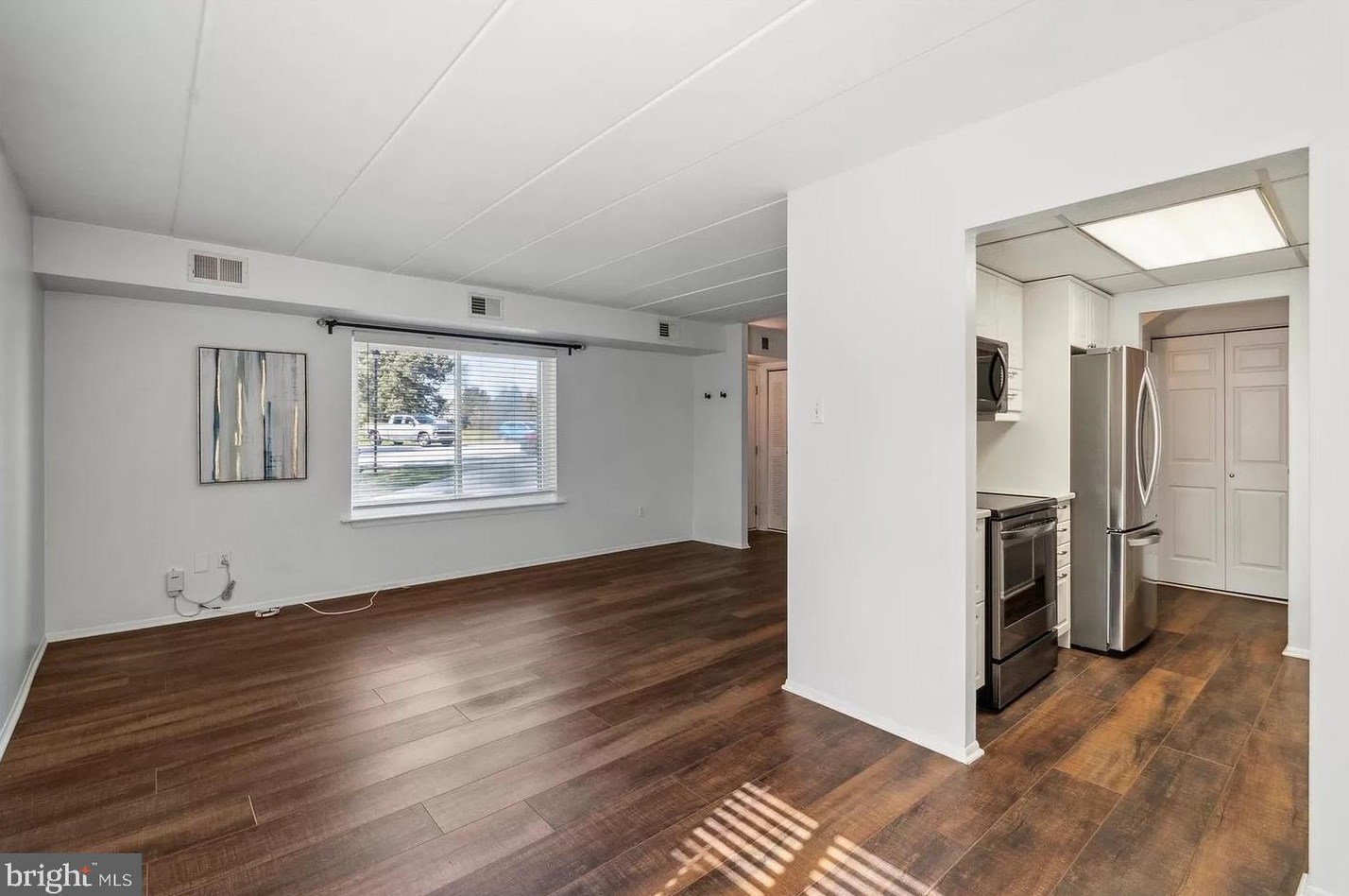 113 Village Walk, Exton, PA 19341-1236